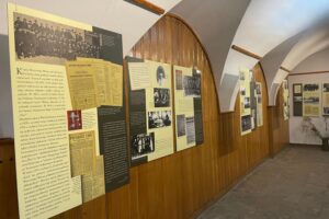 Wincenty Witos na wystawie w Sandomierzu - Radio Kielce 11.11.2025. Sandomierz. Muzeum Historii Polskiego Ruchu Ludowego. Wystawa poświęcona Wincentemu Witosowi / Fot. Grażyna Szlęzak-Wójcik - Radio Kielce