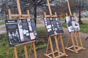 Skarżysko-Kamienna. Nadanie imienia Braci Krajewskich skwerowi przy ul. Legionów i Al. Jana Pawła II / Fot. Anna Głąb - Radio Kielce