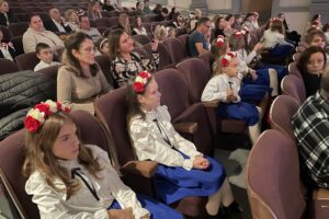 Festiwal w Sandomierzu przyciągnął wielu uczestników - Radio Kielce 16.11.2025. Sandomierz. Festiwal Piosenki Patriotyczno-Religijnej / Fot. Grażyna Szlęzak-Wójcik - Radio Kielce