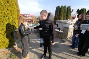 02.11.2025. Skalbmierz. Kwesta / Fot. Marta Gajda-Kruk - Radio Kielce