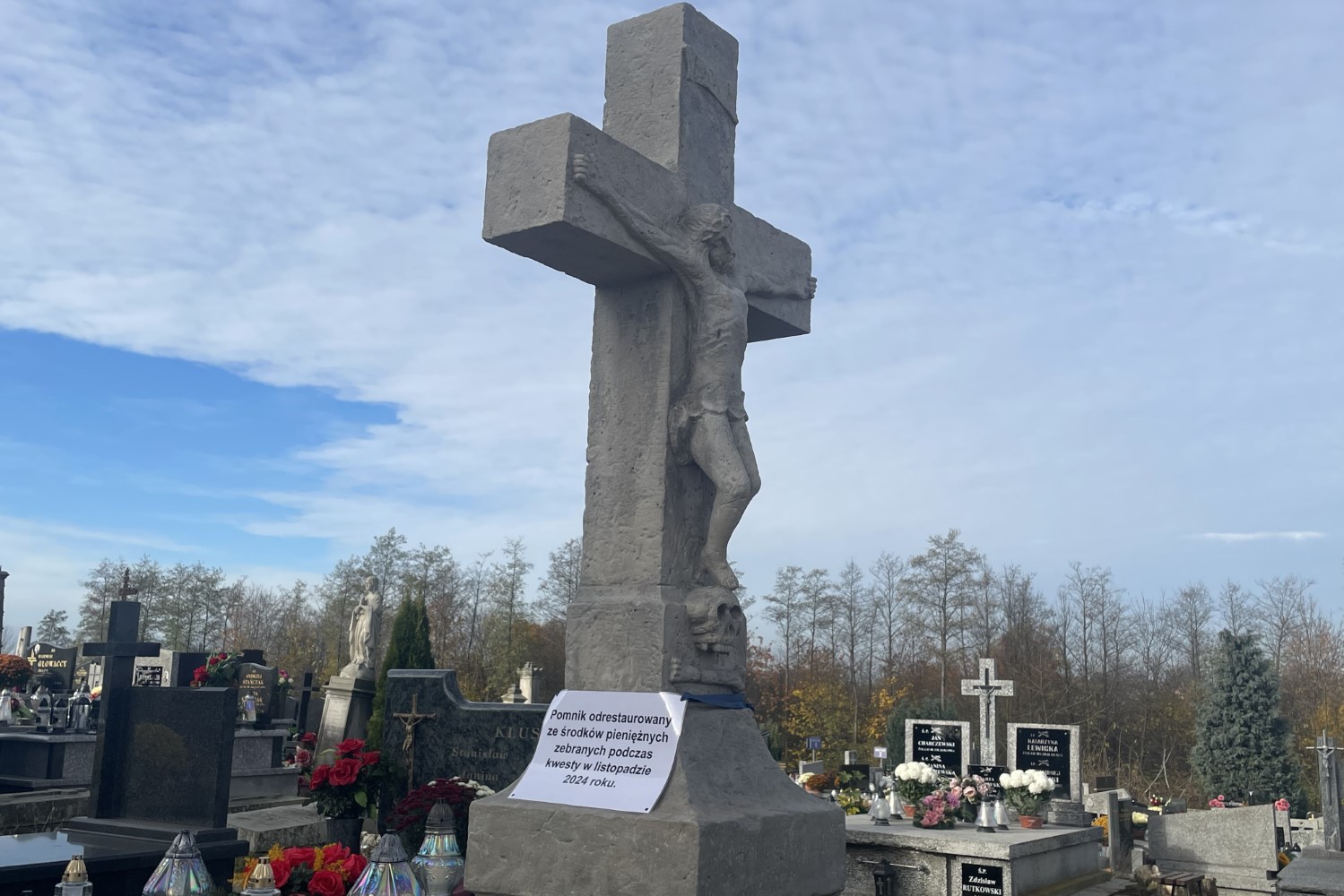 Dbanie o stare groby, to nasz obowiązek