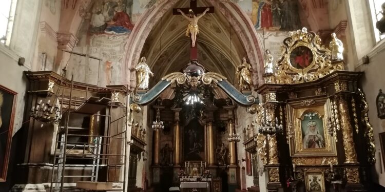 Nowy Korczyn. Sanktuarium. Prace konserwatorskie / Fot. Marta Gajda-Kruk - Radio Kielce