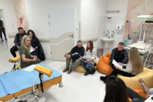 15.11.2025. Kielce. Świętokrzyskie Centrum Matki i Noworodka. „Spotkania z położną” / Fot. Iwona Murawska-Bujnowicz - Radio Kielce