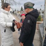 01.11.2025. Busko-Zdrój. Wszystkich Świętych. Kwesta / Fot. Marta Gajda-Kruk - Radio Kielce