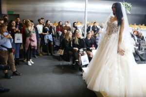 30.11.2025. Kielce. 7. Świętokrzyskie Targi Ślubne / Fot. Wiktor Taszłow - Radio Kielce