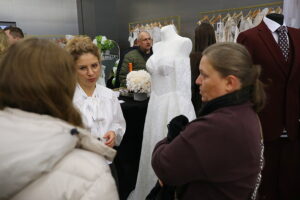 30.11.2025. Kielce. 7. Świętokrzyskie Targi Ślubne / Fot. Wiktor Taszłow - Radio Kielce