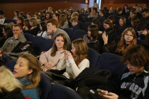 02.12.2025. Kielce. Spotkanie z dr Michałem Słowakiem / Fot. Wiktor Taszłow - Radio Kielce