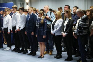 02.12.2025. Kielce. Ślubowanie nowo przyjętych policjantów / Fot. Wiktor Taszłow - Radio Kielce