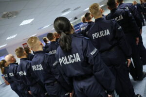 02.12.2025. Kielce. Ślubowanie nowo przyjętych policjantów / Fot. Wiktor Taszłow - Radio Kielce
