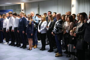 02.12.2025. Kielce. Ślubowanie nowo przyjętych policjantów / Fot. Wiktor Taszłow - Radio Kielce