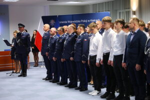 02.12.2025. Kielce. Ślubowanie nowo przyjętych policjantów / Fot. Wiktor Taszłow - Radio Kielce