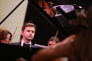 04.12.2025. Kielce. Jubileusz 80-lecia istnienia szkoły muzycznej w Kielcach / Fot. Wiktor Taszłow - Radio Kielce