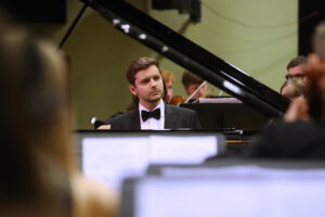 04.12.2025. Kielce. Jubileusz 80-lecia istnienia szkoły muzycznej w Kielcach / Fot. Wiktor Taszłow - Radio Kielce