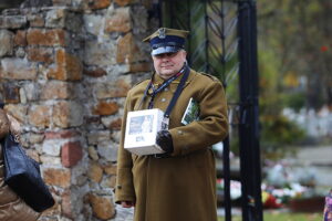 01.11.2025. Kielce. Cmentarz Stary. Kwesta / Fot. Wiktor Taszłow - Radio Kielce