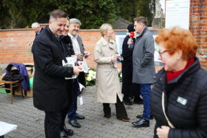 01.11.2025. Kielce. Cmentarz Stary. Kwesta / Fot. Wiktor Taszłow - Radio Kielce