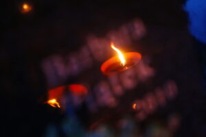 01.11.2025. Kielce. Cmentarz Stary nocą / Fot. Wiktor Taszłow - Radio Kielce