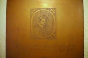 Otwarte krypty w kieleckiej katedrze - Radio Kielce 02.11.2025. Kielce. Katedra. Krypty / Fot. Wiktor Taszłow - Radio Kielce