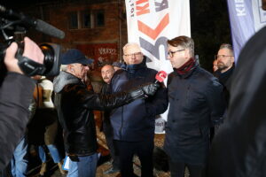 05.11.2025. Kielce. Interwencja Radia Kielce na ulicy Młodej. / Fot. Wiktor Taszłow - Radio Kielce