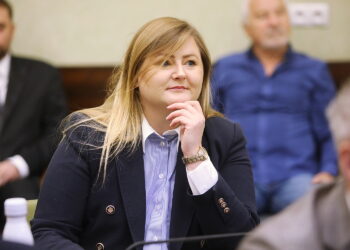 Fotel wiceprzewodniczącego kieleckiej Rady Miasta wraca do PiS - Radio Kielce 06.11.2025. Kielce. Sesja rady miasta / Fot. Wiktor Taszłow - Radio Kielce