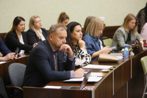 Jaka przyszłość parkingu pod Placem Wolności? - Radio Kielce 06.11.2025. Kielce. Sesja rady miasta / Fot. Wiktor Taszłow - Radio Kielce