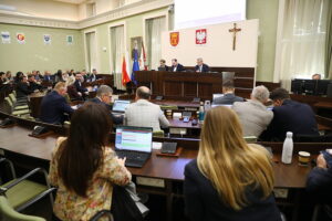 Jaka przyszłość parkingu pod Placem Wolności? - Radio Kielce 06.11.2025. Kielce. Sesja rady miasta / Fot. Wiktor Taszłow - Radio Kielce