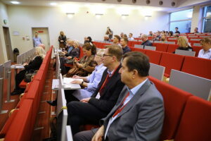 Stanisław Szrek z wyróżnieniem za opiekę nad zabytkami - Radio Kielce 06.11.2025. Kielce. Konferencja „Dwór Polski. Zjawisko historyczne i kulturowe” / Fot. Wiktor Taszłow - Radio Kielce