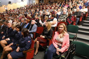 Starostwo doceniło najbardziej zasłużone funkcjonariuszki - Radio Kielce