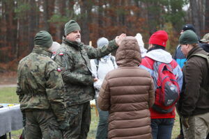22.11.2025. Kielce. Powszechne dobrowolne szkolenie obronne „wGotowości” / Fot. Wiktor Taszłow - Radio Kielce