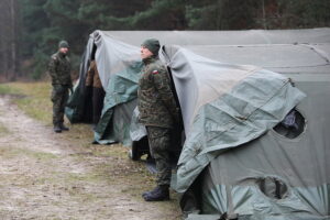 22.11.2025. Kielce. Powszechne dobrowolne szkolenie obronne „wGotowości” / Fot. Wiktor Taszłow - Radio Kielce