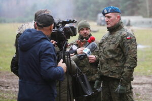 22.11.2025. Kielce. Powszechne dobrowolne szkolenie obronne „wGotowości” / Fot. Wiktor Taszłow - Radio Kielce