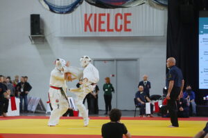 Karatecy kieleckiego klubu zdobyli najwięcej medali, ale nie wygrali - Radio Kielce Karatecy kieleckiego klubu zdobyli najwięcej medali, ale nie wygrali - Radio Kielce