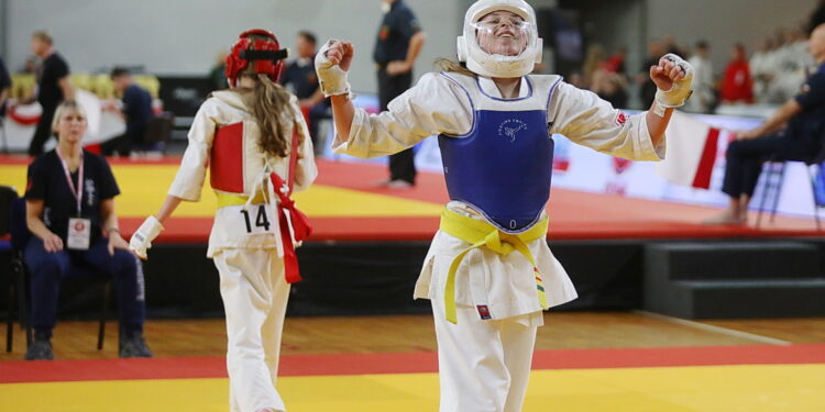 Karatecy kieleckiego klubu zdobyli najwięcej medali, ale nie wygrali - Radio Kielce Karatecy kieleckiego klubu zdobyli najwięcej medali, ale nie wygrali