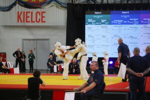 Karatecy kieleckiego klubu zdobyli najwięcej medali, ale nie wygrali - Radio Kielce Karatecy kieleckiego klubu zdobyli najwięcej medali, ale nie wygrali - Radio Kielce