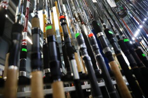 22.11.2025. Targi Kielce. III Festiwal Wędkarstwa i Survivalu / Fot. Wiktor Taszłow - Radio Kielce