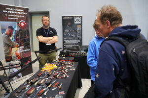 22.11.2025. Targi Kielce. III Festiwal Wędkarstwa i Survivalu / Fot. Wiktor Taszłow - Radio Kielce