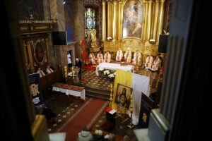 23.11.2025. Kielce. Katedra. Wręczenie medali „Pro Christo Rege et Ecclesia” / Fot. Wiktor Taszłow - Radio Kielce