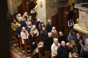 23.11.2025. Kielce. Katedra. Wręczenie medali „Pro Christo Rege et Ecclesia” / Fot. Wiktor Taszłow - Radio Kielce