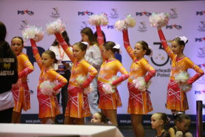 Tancerze w Chęcinach walczą o przepustkę na Mistrzostwa Europy - Radio Kielce