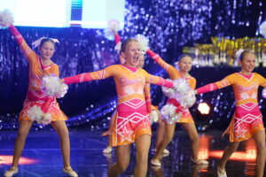 Tancerze w Chęcinach walczą o przepustkę na Mistrzostwa Europy - Radio Kielce