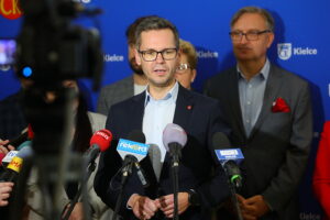 25.11.2025. Kielce. Urząd Miasta Kielce. Konferencja dot. cyklu wydarzeń „Magiczny Grudzień” / Fot. Wiktor Taszłow - Radio Kielce