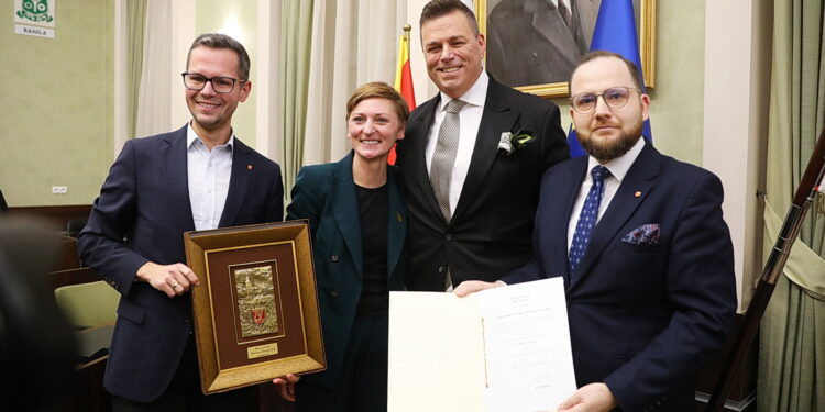 Bertus Servaas honorowym obywatelem Kielc