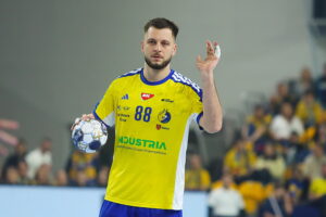 26.11.2025. Kielce. Mecz Ligi Mistrzów Industria Kielce - Dinamo Bukareszt / Fot. Wiktor Taszłow - Radio Kielce