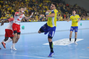 26.11.2025. Kielce. Mecz Ligi Mistrzów Industria Kielce - Dinamo Bukareszt / Fot. Wiktor Taszłow - Radio Kielce
