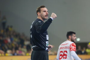 26.11.2025. Kielce. Mecz Ligi Mistrzów Industria Kielce - Dinamo Bukareszt / Fot. Wiktor Taszłow - Radio Kielce