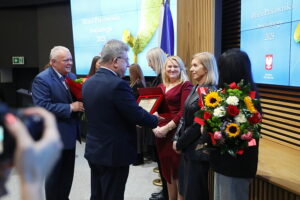 Empatia to część ich pracy. Zostali za nią wyróżnieni - Radio Kielce 27.11.2025. Kielce. Dzień Pracownika Socjalnego / Fot. Wiktor Taszłow - Radio Kielce