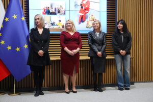 Empatia to część ich pracy. Zostali za nią wyróżnieni - Radio Kielce 27.11.2025. Kielce. Dzień Pracownika Socjalnego / Fot. Wiktor Taszłow - Radio Kielce