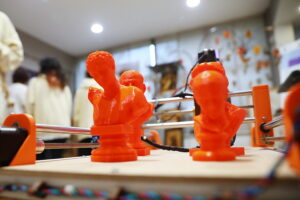 28.11.2025. Kielce. Podsumowanie projektu w ramach programu „Zagraniczna mobilność edukacyjna uczniów i absolwentów oraz kadry kształcenia zawodowego” / Fot. Wiktor Taszłow - Radio Kielce