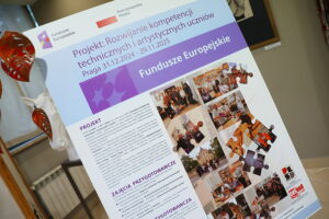 28.11.2025. Kielce. Podsumowanie projektu w ramach programu „Zagraniczna mobilność edukacyjna uczniów i absolwentów oraz kadry kształcenia zawodowego” / Fot. Wiktor Taszłow - Radio Kielce