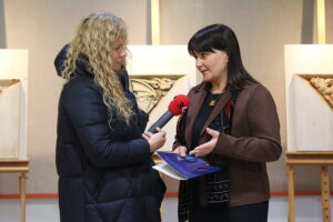 28.11.2025. Kielce. Podsumowanie projektu w ramach programu „Zagraniczna mobilność edukacyjna uczniów i absolwentów oraz kadry kształcenia zawodowego” / Fot. Wiktor Taszłow - Radio Kielce