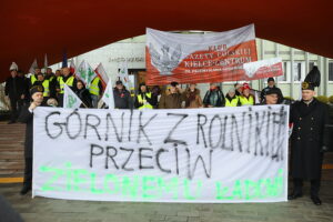 Stop umowie Mercosur i Zielonemu Ładowi. Rolnicy protestowali w Kielcach